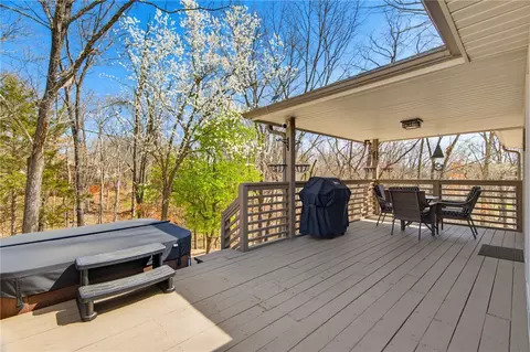 17 Ettington Ln, Bella Vista, AR 72714