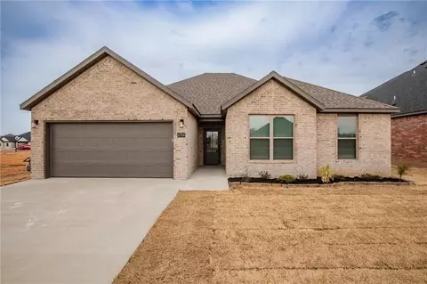 6606 SW High Meadow Ave, Bentonville, AR 72713