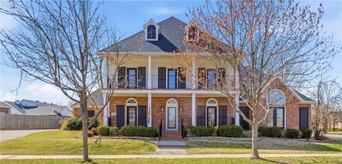 276 Ireland St, Springdale, AR 72762