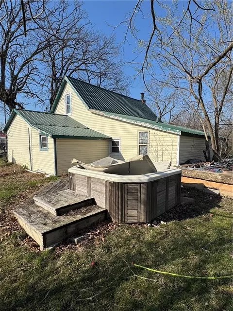 103 Maple St, Omaha, AR 72662 photo 2