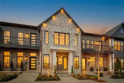 222 SE B St, Bentonville, AR 72712