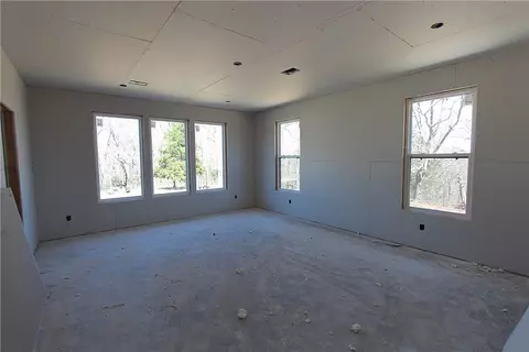 Living - 17110 Malico Mountain Rd, West Fork, AR 72774 photo 3 of 3