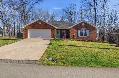 3 Roddam Ln, Bella Vista, AR 72715