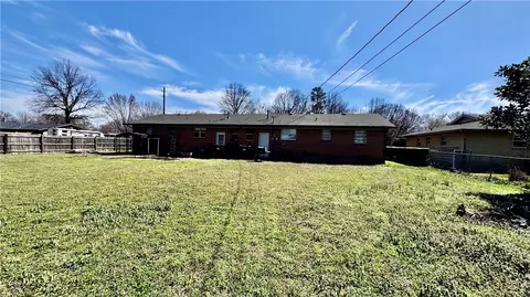 Exterior - 2000 A B Dee Ave, Springdale, AR 72762 photo 8 of 8