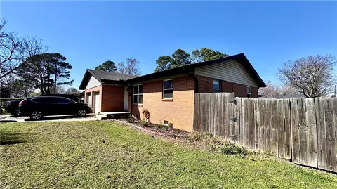 Exterior - 2000 A B Dee Ave, Springdale, AR 72762 photo 1 of 8