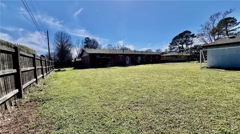 Exterior - 2000 A B Dee Ave, Springdale, AR 72762 photo 6 of 8