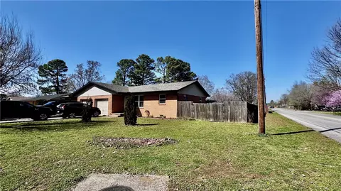 Exterior - 2000 A B Dee Ave, Springdale, AR 72762 photo 3 of 8