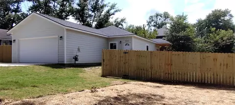124 N Gunter St, Siloam Springs, AR 72761