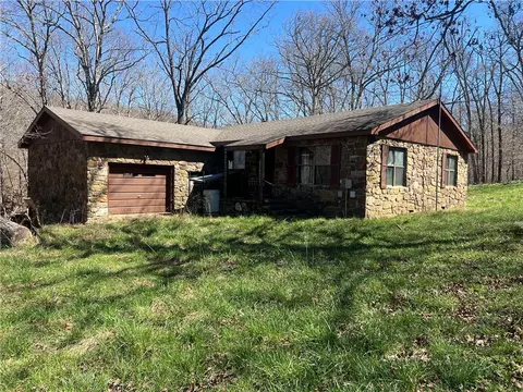 380 Madison 6518, Huntsville, AR 72740