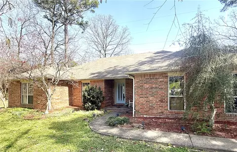 1403 Skyline Vista Ct, Russellville, AR 72802