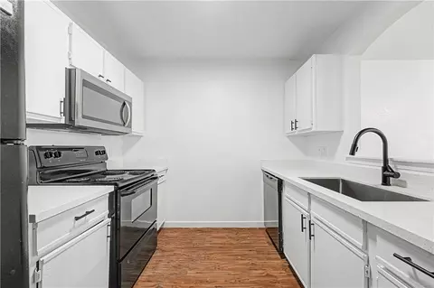 3300 SW Victoria Pl #2, Bentonville, AR 72712