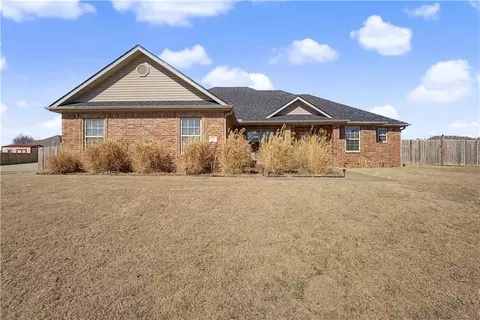 706 Sedgwick Dr, Prairie Grove, AR 72753