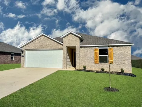 517 Nevada St, Farmington, AR 72730