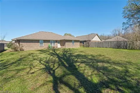 Exterior - 437 Riley Dr, Alma, AR 72921 photo 5 of 5