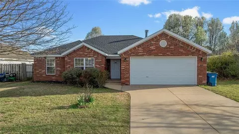 4601 SW Limestone Ave, Bentonville, AR 72712