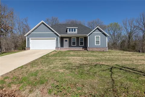 12 Hobkirk Dr, Bella Vista, AR 72715