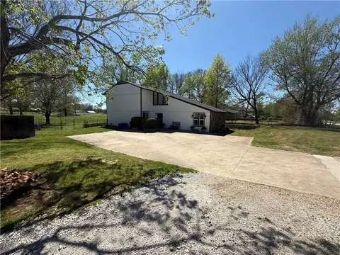 2515 Wildcat Creek Blvd, Springdale, AR 72762