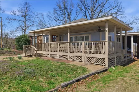 Exterior - 16602 N Willow Dr, Rogers, AR 72756 photo 2 of 12