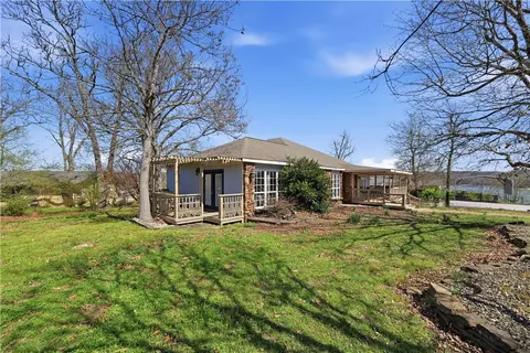 Exterior - 16602 N Willow Dr, Rogers, AR 72756 photo 7 of 10