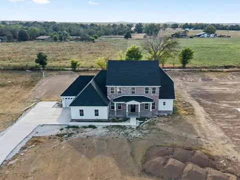 18869 Halle Rd, Fayetteville, AR 72704