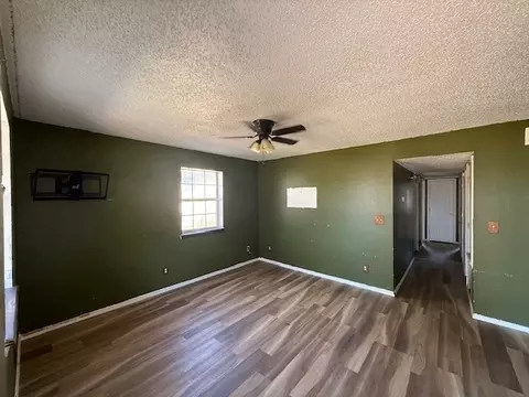 Living - 66 W Walker Dr, Dover, AR 72837 photo 1 of 2