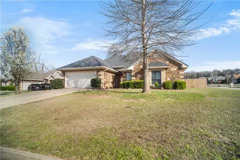 2414 Aubrie Cir, Van Buren, AR 72956