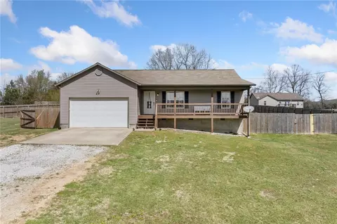 2679 Mynor Ln, Harrison, AR 72601