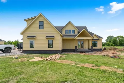 18901 Halle Rd, Fayetteville, AR 72704