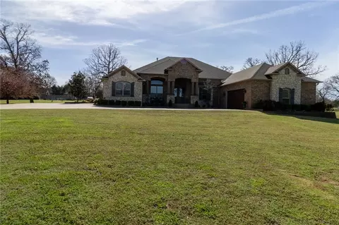 Exterior - 1237 Waterfront Rd, Alma, AR 72921 photo 6 of 13