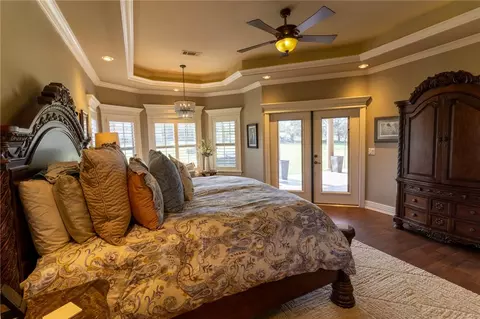 Bedroom - 1237 Waterfront Rd, Alma, AR 72921 photo 2 of 8