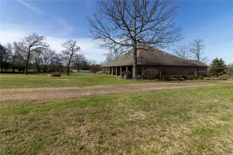 Exterior - 1237 Waterfront Rd, Alma, AR 72921 photo 9 of 13
