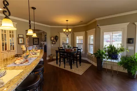 Dining - 1237 Waterfront Rd, Alma, AR 72921 photo 1 of 3