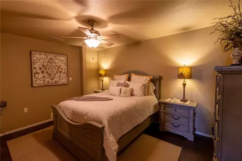 Bedroom - 1237 Waterfront Rd, Alma, AR 72921 photo 7 of 8