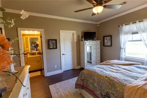 Bedroom - 1237 Waterfront Rd, Alma, AR 72921 photo 4 of 8
