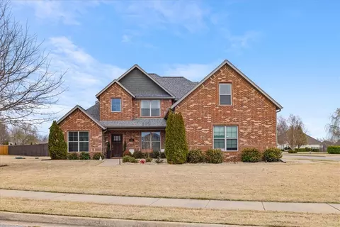 494 Waterfalls Ct, Farmington, AR 72730