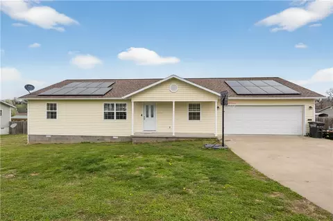 1312 Hank Blvd, Berryville, AR 72616