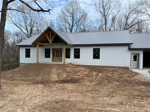 1750 Cody Ct, Harrison, AR 72601