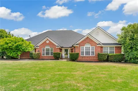 3815 Compton Pl, Springdale, AR 72762