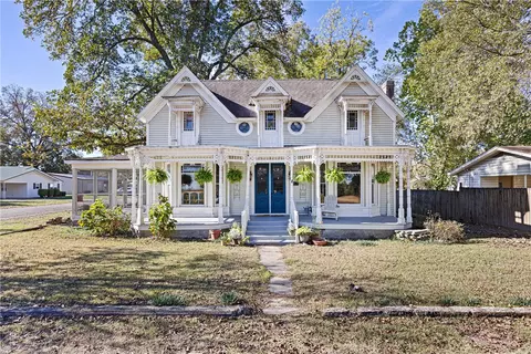601 N Front St, Dardanelle, AR 72834