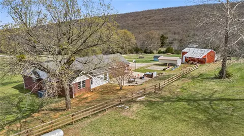 11993 Ranchwood Rd, Prairie Grove, AR 72753