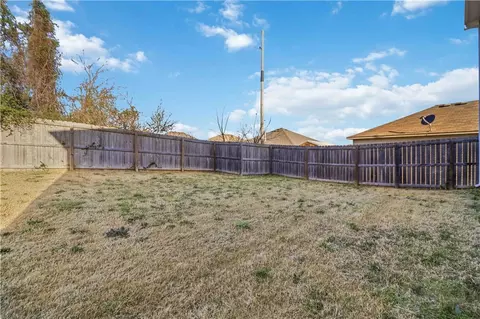 Exterior - 2004 S B Pl, Rogers, AR 72758 photo 3 of 5
