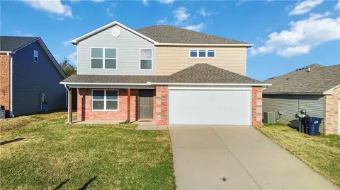 2004 S B Pl, Rogers, AR 72758