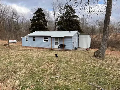 439 Crossing Rd, Stella, MO 64867 photo 4