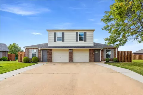 3504 SW Landau Ct, Bentonville, AR 72712