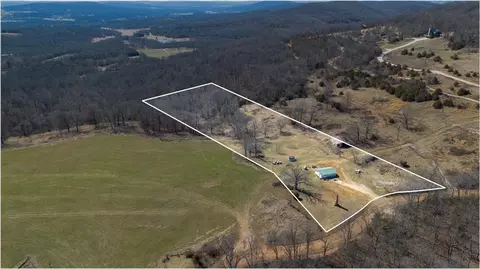 3641 Kessler Mountain Rd, Fayetteville, AR 72701