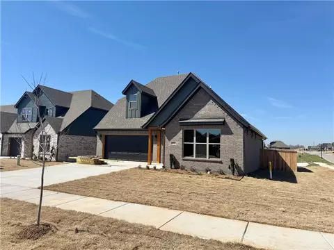 2900 SW Little Elm Loop, Bentonville, AR 72713