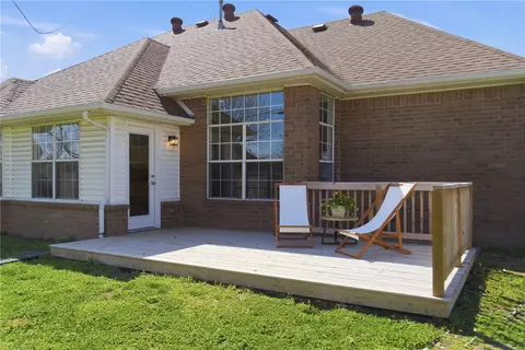 Exterior - 4465 Warwick Cv, Springdale, AR 72762 photo 4 of 5