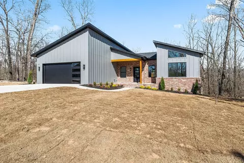 13 Horncastle Dr, Bella Vista, AR 72714