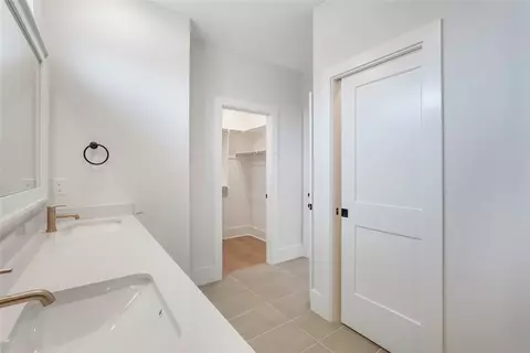Entry Way - 6742 Springtime Ter, Springdale, AR 72762 photo 2 of 3