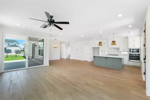 Living - 6742 Springtime Ter, Springdale, AR 72762 photo 3 of 4